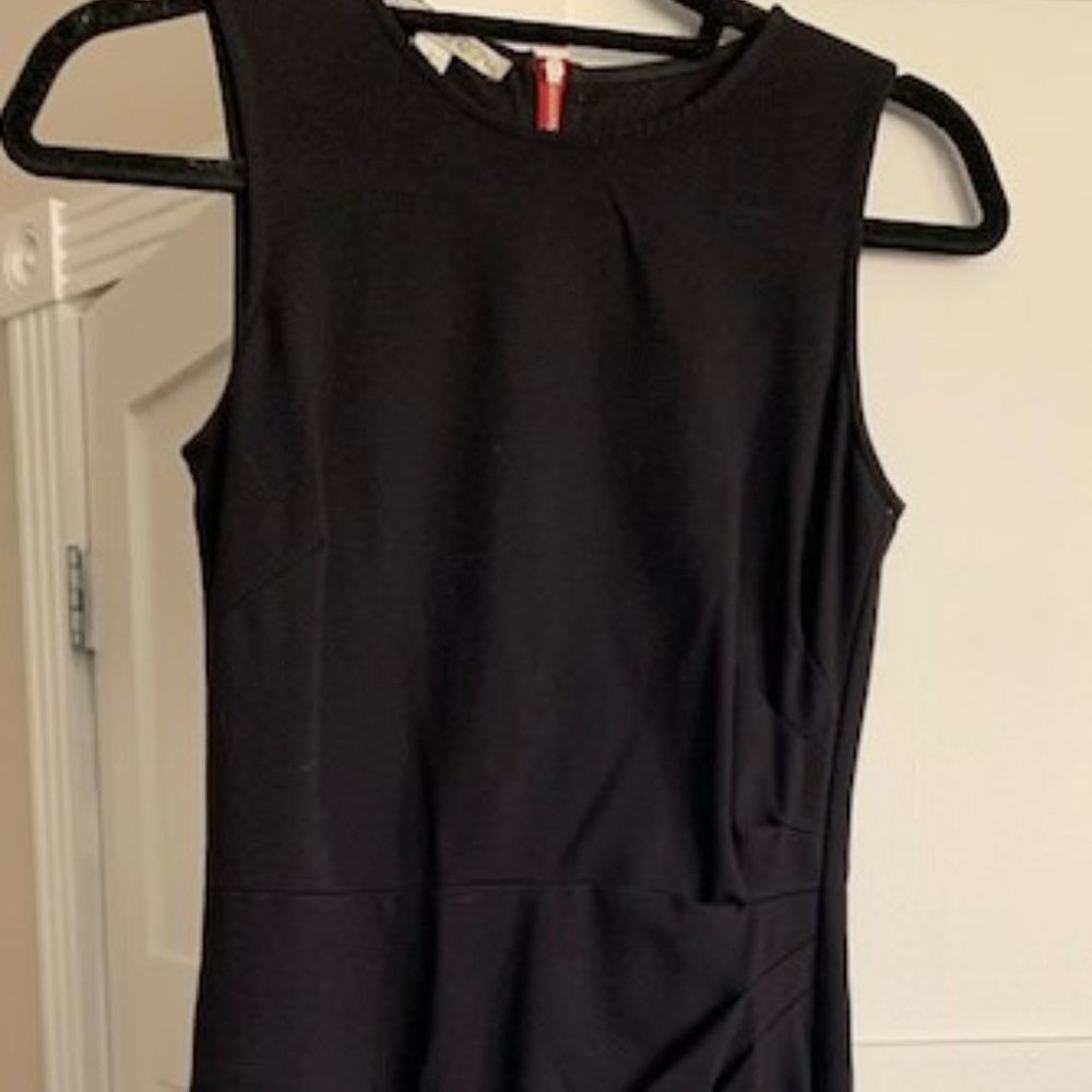 Maggy London - Black dress with exposed red zipper in the back! WOW